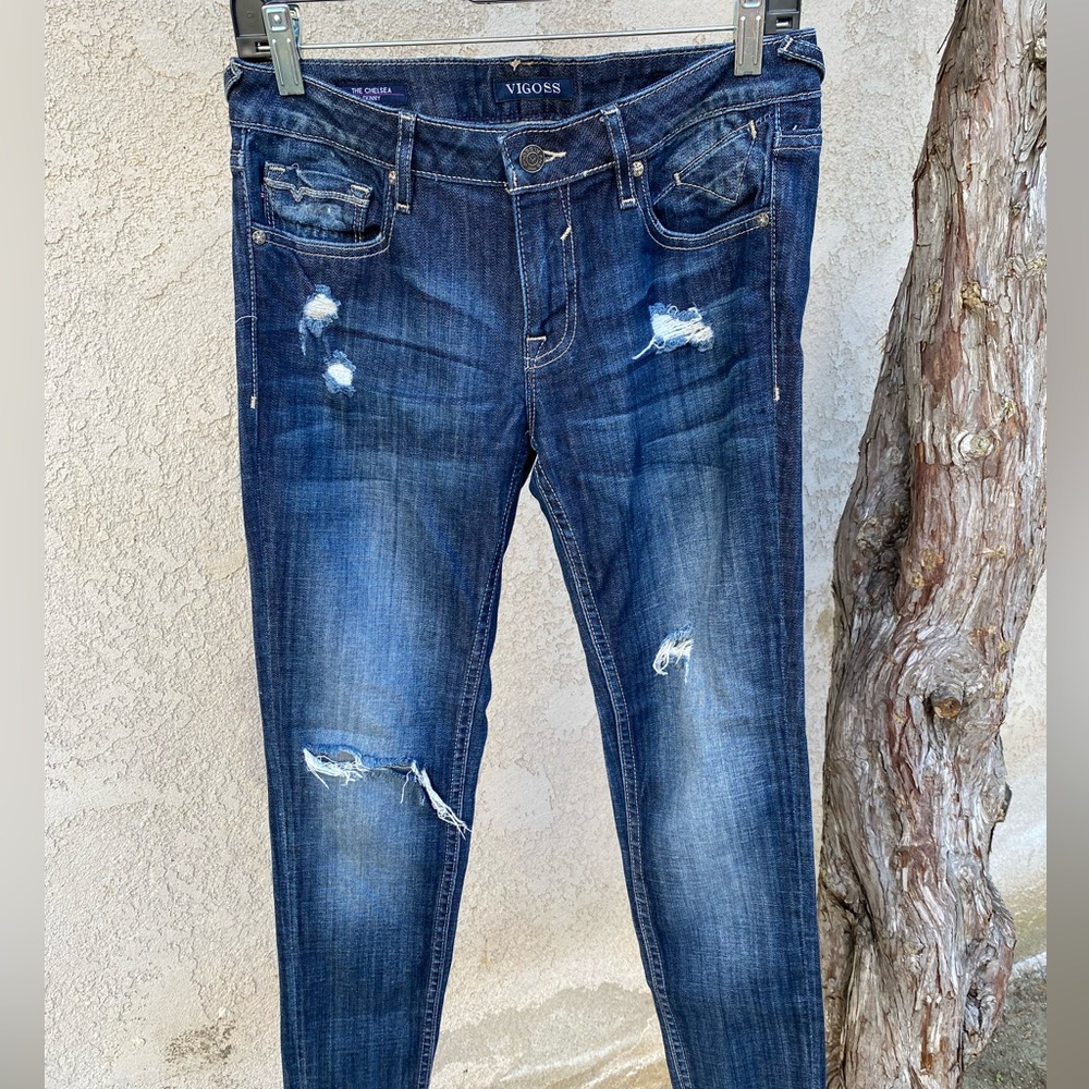 Vigoss The Chelsea skinny distressed jeans.